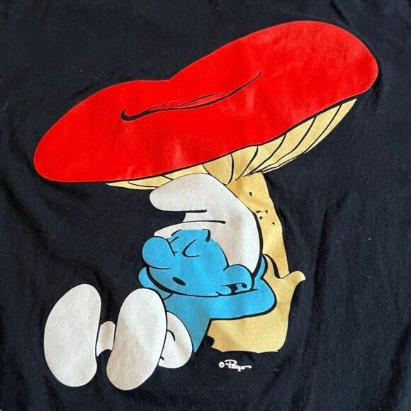 The Smurfs Mushroom Short Sleeve Lazy Sleepy Smurf Cartoon T-Shirt Retro Size M - Picture 1 of 7